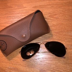 GOLD AND BLACK RAY BANS AVIATORS